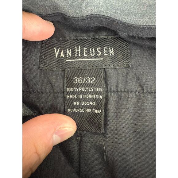 Van Heusen Mens Size 36/32 Pleated Pants Gray Casual Button Zip Pocket - Picture 9 of 11